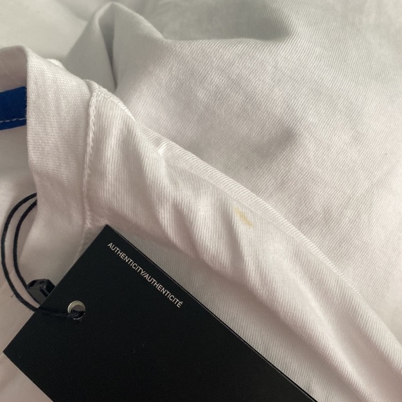 NWT ARMANI Men’s T-shirt XL - Picture 8 of 8